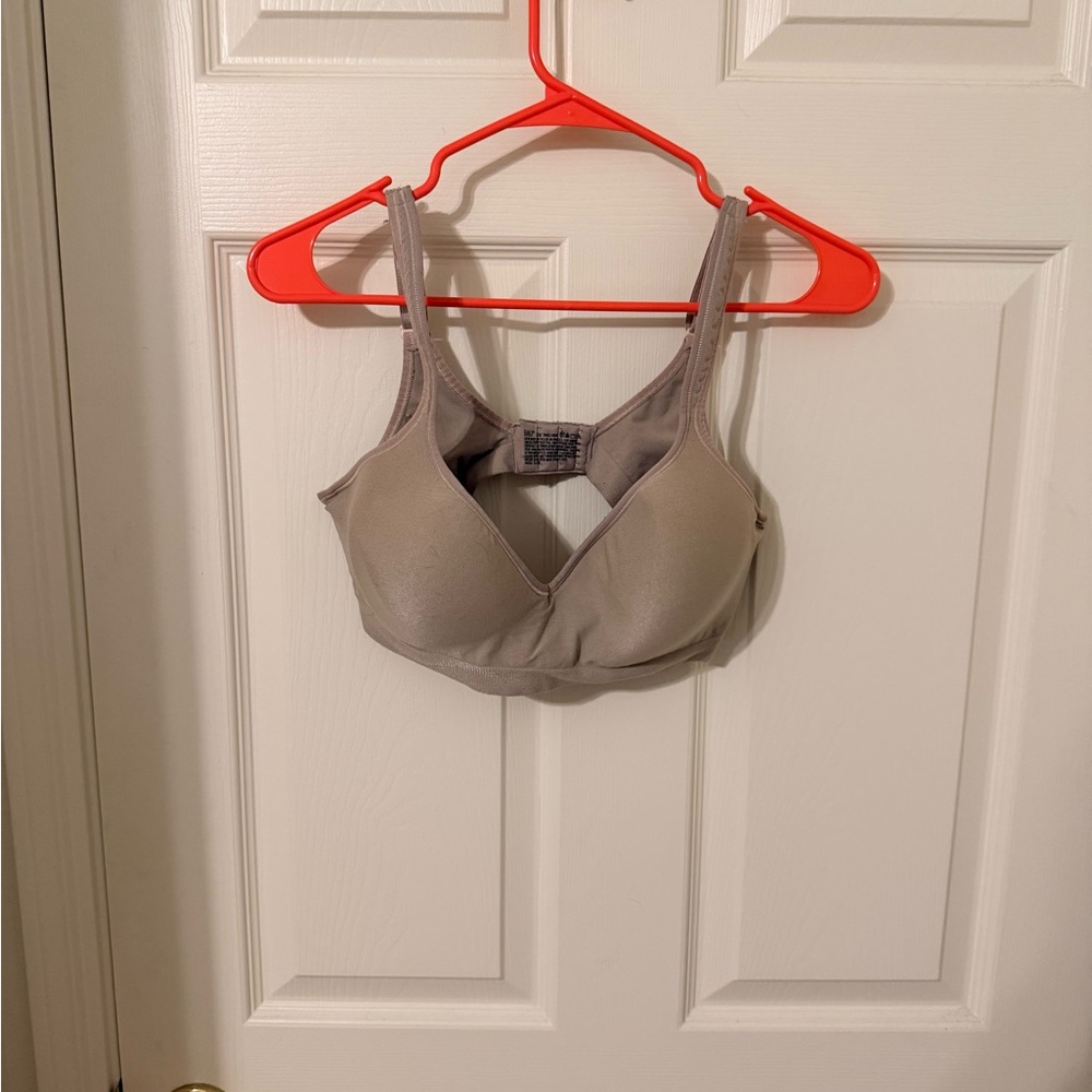 Bali Women's Tan Wireless Bra 38D